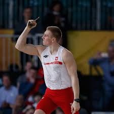 Maybe you would like to learn more about one of these? Stabhochsprung Piotr Lisek Uberquert In Potsdam 6 Meter Marke