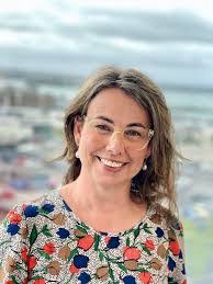 Nicole Greig's Instagram, Twitter & Facebook