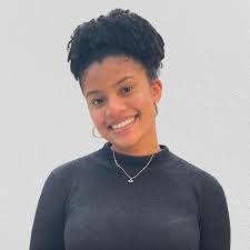 Alejandra Spears's Instagram, Twitter & Facebook