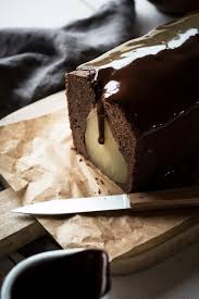 Cake Poire Chocolat Ganache Chocolat Lilie Bakery Recette En 2020 Poire Au Chocolat Cake Poire Chocolat Cake Poire