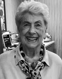 Alice Coulombe's Instagram, Twitter & Facebook