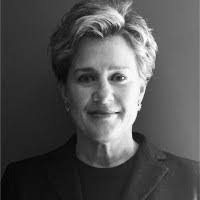 Sandra Kasper's Instagram, Twitter & Facebook