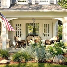 Image Result For Entance Patio Ideas Porch Landscaping Farmhouse Landscaping Front Yard Decor