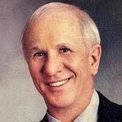 Steven Munsell's Instagram, Twitter & Facebook