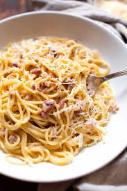 Einfache Spaghetti Carbonara 20 Minuten Kochkarussell Recette En 2020 Spaghetti Carbonara Recette Italienne Cuisson Des Aliments
