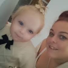 Dee Louise (@deanne.starkey) • Facebook