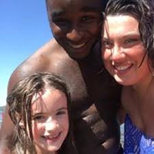 Stream Devon Veilleux music