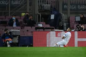 Barcelona y psg se enfrentan en el camp nou en el partido de ida de los octavos de final de la champions league. Nx Ziedhdx Ihm