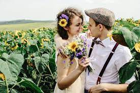 Nov 12, 2020 · if you're planning to steer clear of public holidays, here's a list of all the 2021, 2022 and 2023 uk wedding dates you might want to avoid when booking your special day. August Wedding Flowers Bouquets And Decoration Ideas Confetti