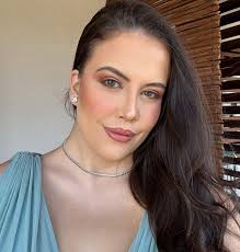 . . #make #makeuptutorial #makeupartist #makeup #makeuptutorial  #makeupaddict #makeupideas #makeuplover #atemporal #beauty #maquiagemx  #maquiagemprofissional #maquiagembrasil #transformation #transformação