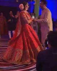 Bridal Solo Dance 5 Tricks To Nail Your Sangeet Performance Witty Vows Video Video Indian Wedding Video Indian Wedding Photography Couples Indian Wedding Songs