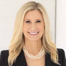 Lori Chrisman's Instagram, Twitter & Facebook