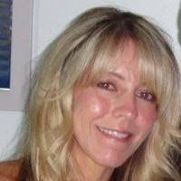 Aimee Pastore's Instagram, Twitter & Facebook