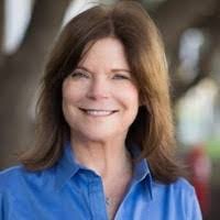 Anne Kastner's Instagram, Twitter & Facebook