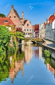 Kostenlose lieferung für viele artikel! Brugge Belgien Landschaft Mit Wasserkanal In Brugge Venedig Des Nordens Stadtbild Von Flandern Belgien Lizenzfreie Fotos Bilder Und Stock Fotografie Image 51379191
