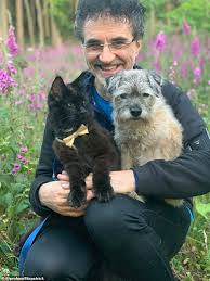Kennedy and martin luther king jr. Supervet Noel Fitzpatrick I Was A Whisker Away From Death Daily Mail Online