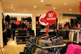 Bu sistem, tasarımı ilk planda tutarak bireysel müşterilerden uluslararası zincir mağazalara kadar tüm müşteri gruplarına mağaza dekorasyonu. Butik Magaza Dekorasyonu Nedir