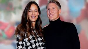 Bastian schweinsteiger und seine serbische frau, ana ivanovic. Ana Ivanovic Bastian Schweinsteiger Jetzt Bist Du Dran Schatz Bunte De