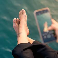 Fußbilder verkaufen im Internet: Der Traum vom leicht verdienten Geld – und  die Realität - DER SPIEGEL