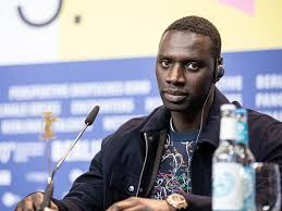 Jun 13, 2021 · omar sy was sure he saw jesus. Netflix Star Omar Sy Put Up The Poster Of The Show At The Paris Metro Station News8plus Realtime Updates On Breaking News Headlines