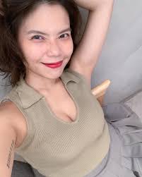 跟好久不見的朋朋相約不小心從下午聊到宵夜場獲得了捷克小禮物肉桂好香還可以消水腫太棒😍😍😍😍😍