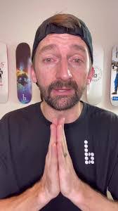 Aaron Landa's Instagram, Twitter & Facebook