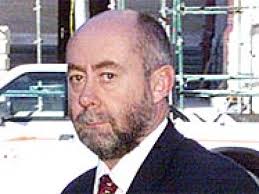 Wouter Basson accusa Peter Regli: "aiutò il Sudafrica ad acquistare droga" 