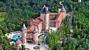 Bukit tinggi is just over an hour's drive from kuala lumpur city centre and lies some 2,500 feet above sea level. The Chateau Spa Organic Wellness Resort Gokl My