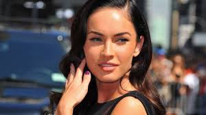 But as megan grew older, she had changed her mind and removed the tattoo from her forearm. Megan Fox Nach 16 Jahren Wieder Single B Z Berlin