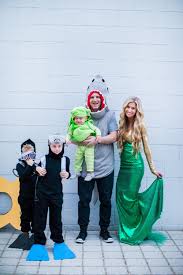 Der fiese shredder ist nicht nur der bösewicht bei den ninja turtles, sondern vielleicht auch bald ihr nächstes ebenfalls im set enthalten ist ein schwarzer gürtel.um sie für alle als shredder sichtbar zu machen, setzen sie sich einfach die. Under The Sea Halloween Elle Apparel By Leanne Barlow Baby Halloween Outfits Turtle Costumes Baby Halloween