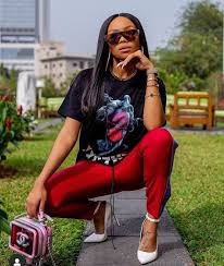 Sep 26, 2020 · thuli phongolo has been called many names but there is no denying her star appeal.the talented xhosa actress is a natural in front of the camera. 240 Bonang Matheba Ideas In 2021 Fashion Style Business Women