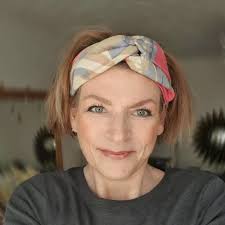 Bobbi Brown Creamy Corrector, Dark Peach