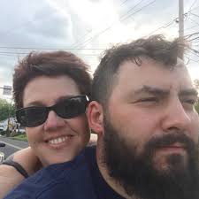 Are there shoveling jobs available in Pen Argyl for teens?