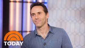 Bernie madoff, the man who orchestrated the largest ponzi scheme in history, died in a federal prison early wednesday,. Alessandro Nivola On Playing Bernie Madoff S Son Mark In Wizard Of Lies Today Youtube