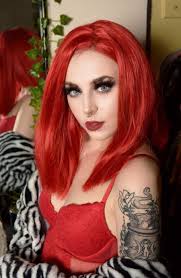 Looking for available photographers dressed up as paparazzi for burlesque  punk-inspired performance piece. We want intrusive flash photos to be taken  while performance is happening as part of the performance. Date: Nov