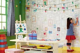 Mädels sind halt so, sie wollen alles perfekt haben! How To Remove Children S Paintings And Drawings From Wallpapers Blog Inspiration Wallpaper From The 70s