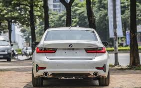 Giá xe BMW320i, thông số & ưu đãi tháng 12/2024