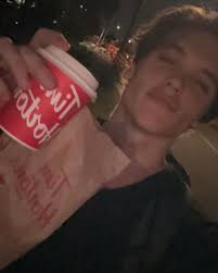 Nathan Ellsworth (@nathan__ellsworth) • Instagram photos and videos