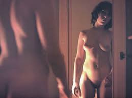 Scarlett Johansson nua (filme Under the Skin) - Tomates Podres