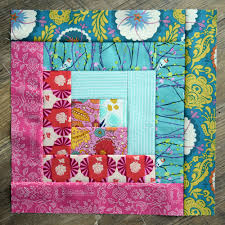 In a log cabin quilt pattern, once the cut strips are 1 or narrower, the more noticeable any wiggling in your seam allowance is. Make This Log Cabin Quilt Block Tutorial