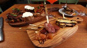 Barnard college, a women's college affiliated with columbia university, is located in new york city's manhattan borough. Terra Phantom Gourmet
