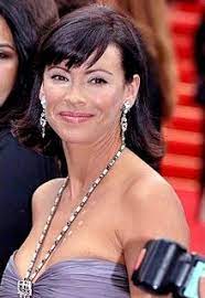 Compte officiel auteure, metteur en scène, comédienne. Mathilda May Wikipedia