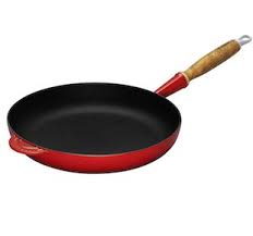 Stekepanne M Trehandtak 28 Cm Farge Volcanic Stopejern Le Creuset Stekepanne