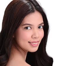 Coleen Javier's Instagram, Twitter & Facebook