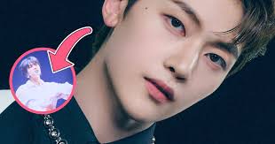 ZEROBASEONE's Seok Matthew Exposes His Abs Throughout Concert