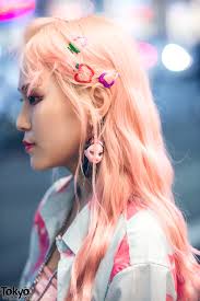 Pink Harajuku Street Styles w/ Matching Shirts, Doll Parts & Nike Air Max  Sneakers