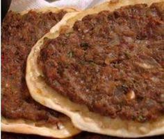 Lahmajoun Lahmacun Larmedjun Pizza Armenienne A La Viande Mayrig Pizza Armenienne Recette Recettes De Cuisine