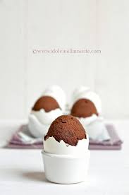 La Gallina Ha Fatto Il Dolce Brownies Nell Uovo E Buona Pasqua Easter Brownies Easter Recipes Sweet Recipes
