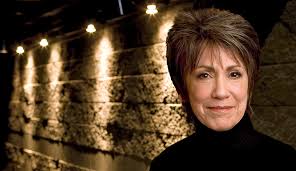 Northwestern Magazine: The Bard's Best Friend