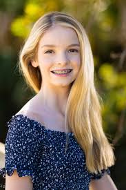 Lily Wheeler's Instagram, Twitter & Facebook